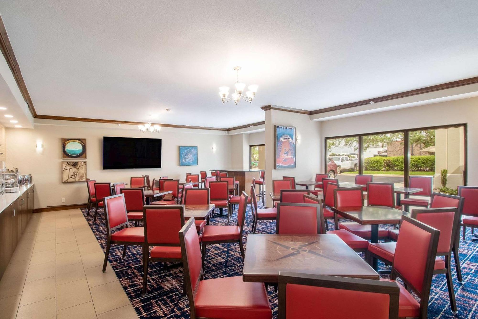 Econo Lodge Inn&Suites Foley Exterior foto